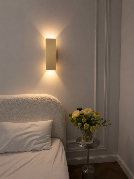 EdgeGlow — Brushed Aluminum LED Wall Sconce