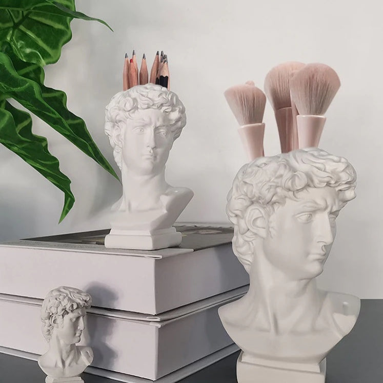 Decor that stands alone