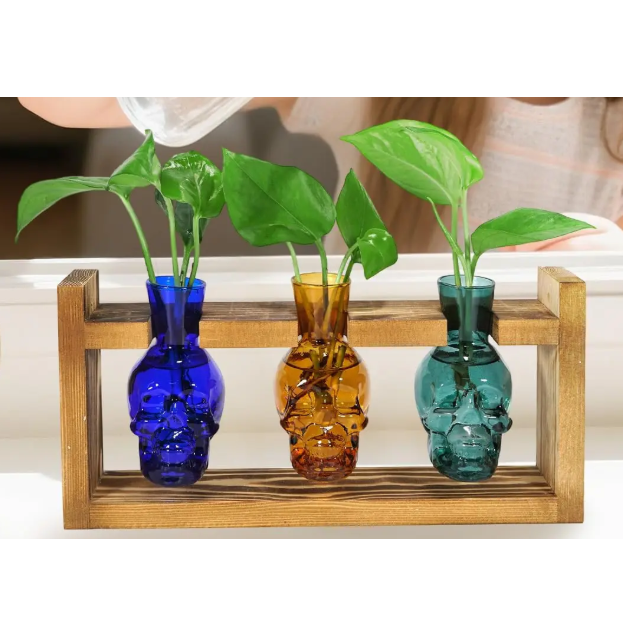 Decor that stands alone