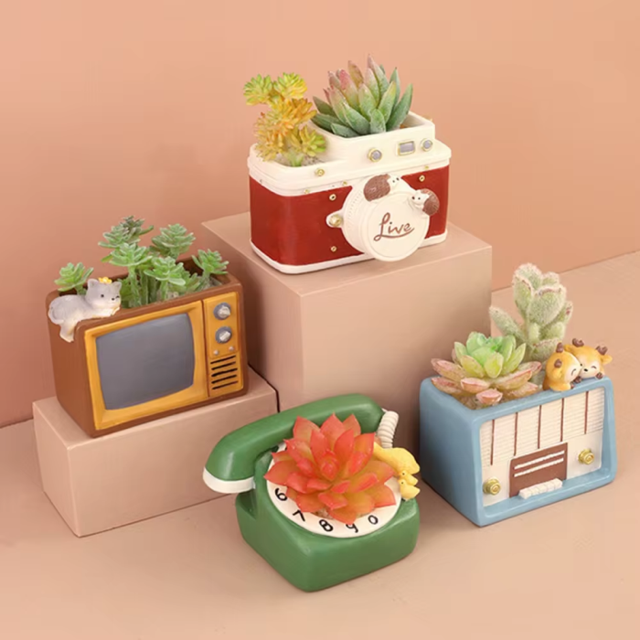 Decor that stands alone