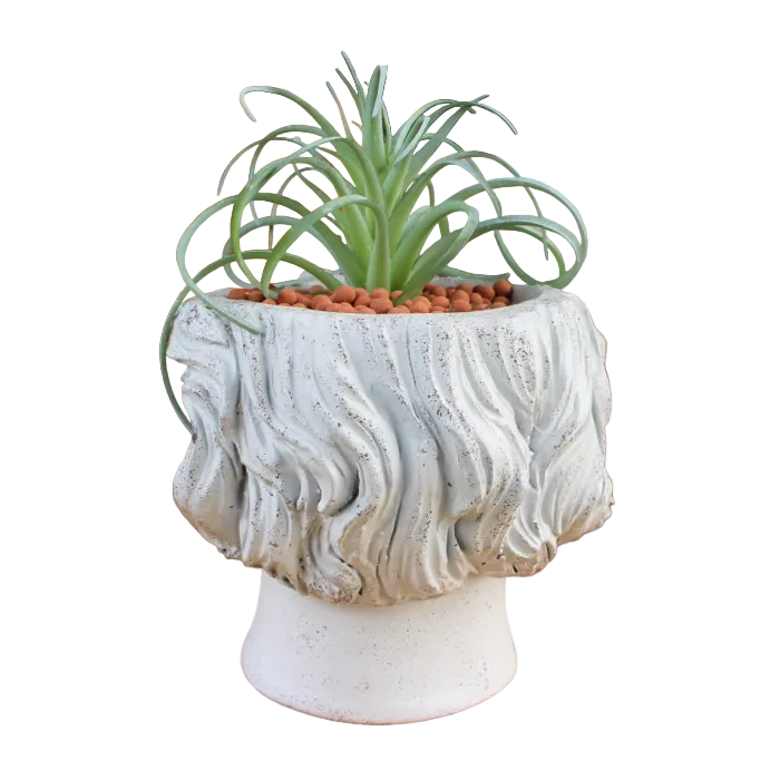 Decor that stands alone