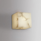 Clarissa Sconce