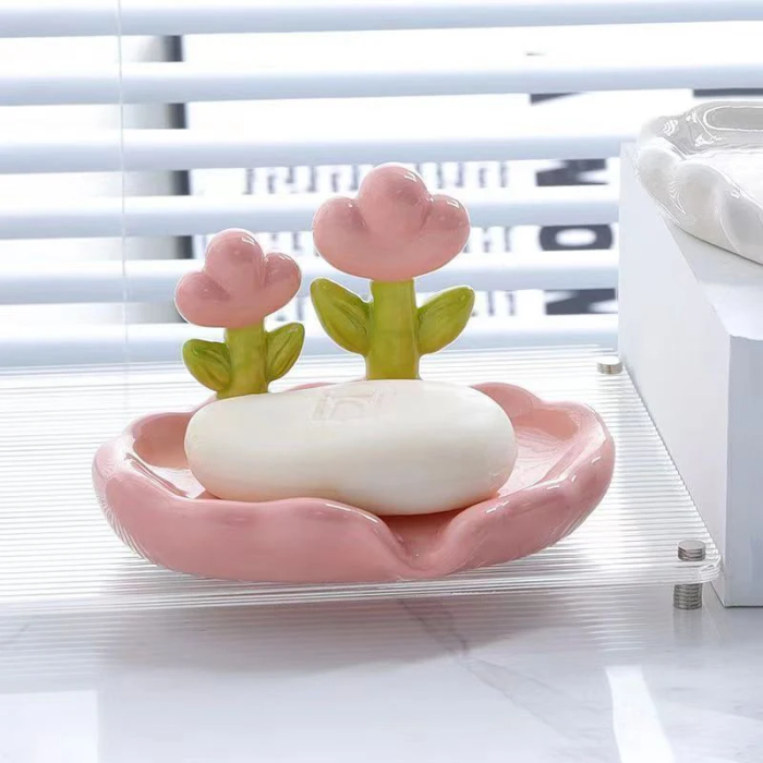 Decor that stands alone