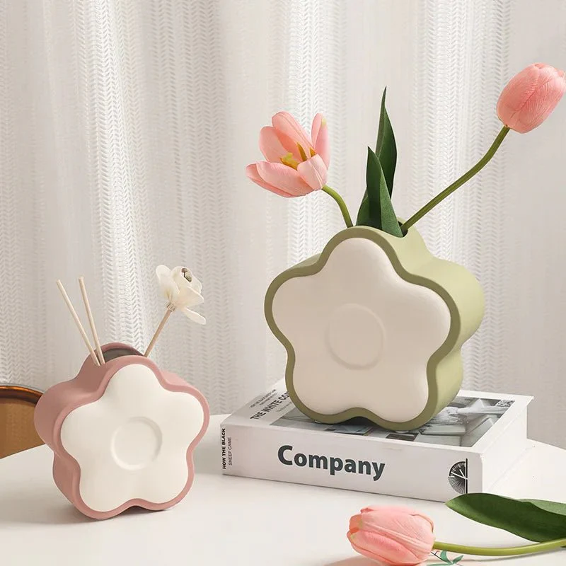 Decor that stands alone
