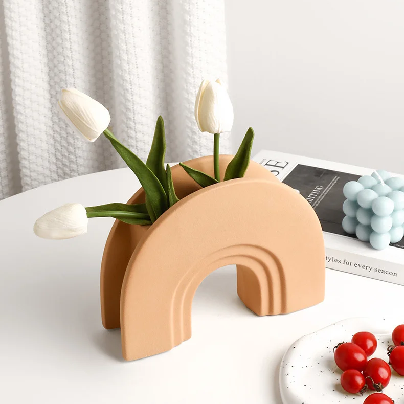 Decor that stands alone
