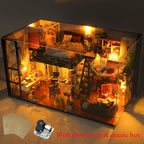 Art Loft DIY Dollhouse Kit