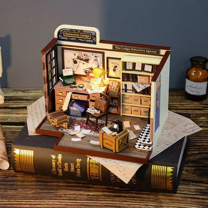 Detective Agency Of Lodge DIY Book Nook Kit