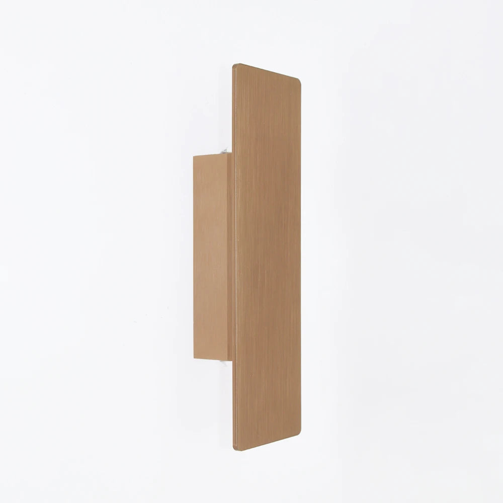 EdgeGlow — Brushed Aluminum LED Wall Sconce