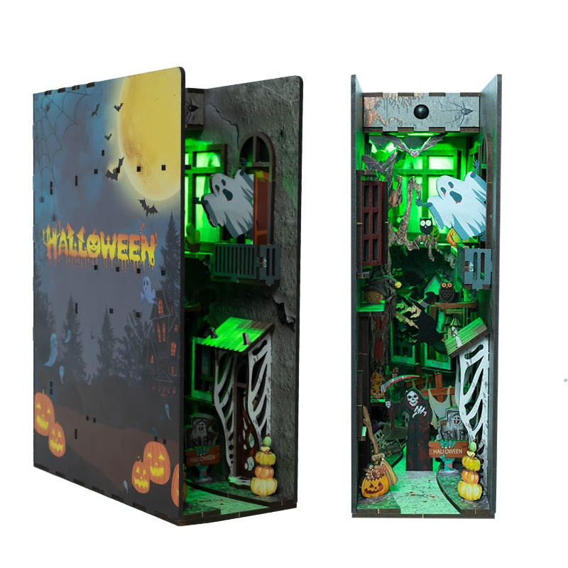 Halloween Alley Book Nook Kit