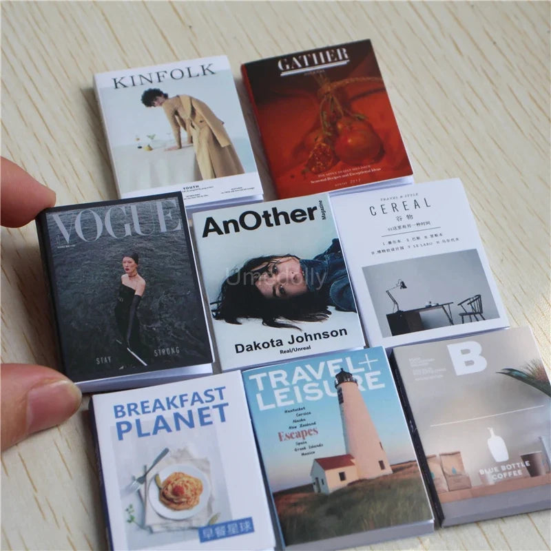 Dollhouse Books Set 1:6 Scale