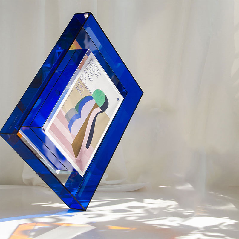 Neon Dreams Chameleon Picture Frame