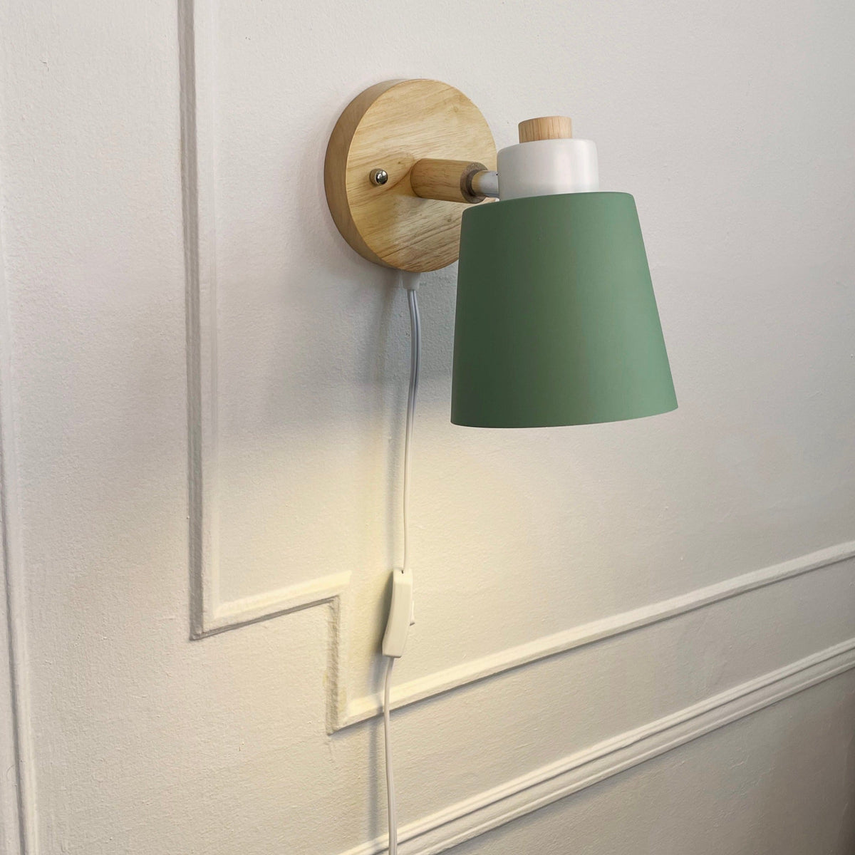 Rotating Reading Lamp