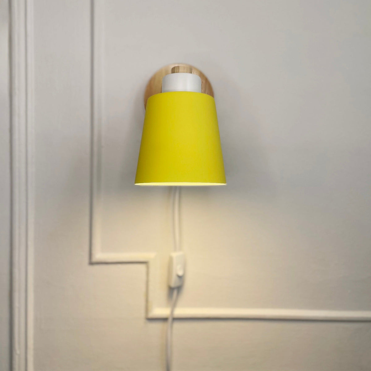 Rotating Reading Lamp