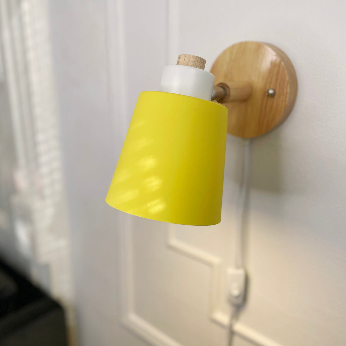 Rotating Reading Lamp