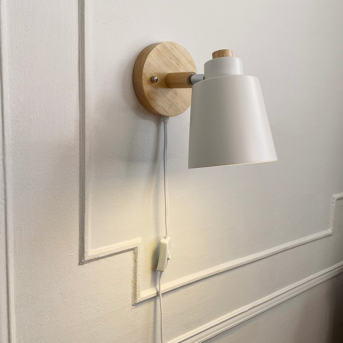 Rotating Reading Lamp
