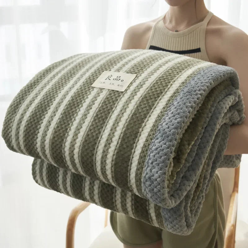 Chunky Chenille Knit Throw Blanket, Soft Handmade Knitted Blanket for Couch and Bed, Machine Washable