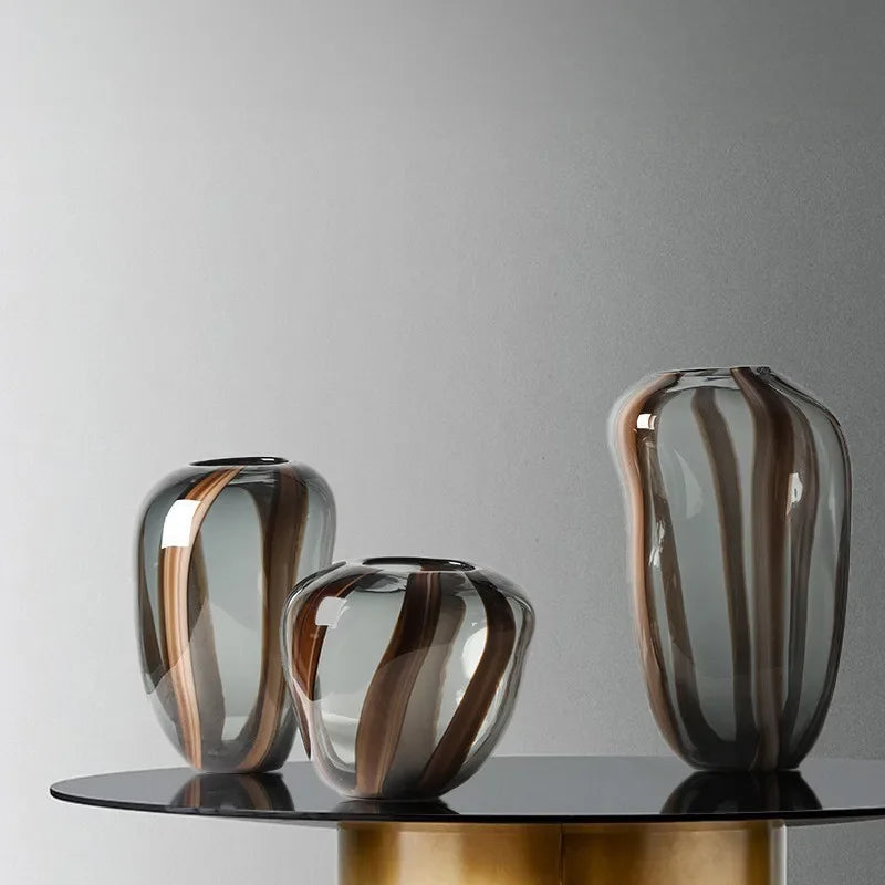 Decor that stands alone