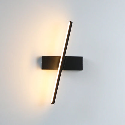 SlashGlow — Rotating LED Wall Bar