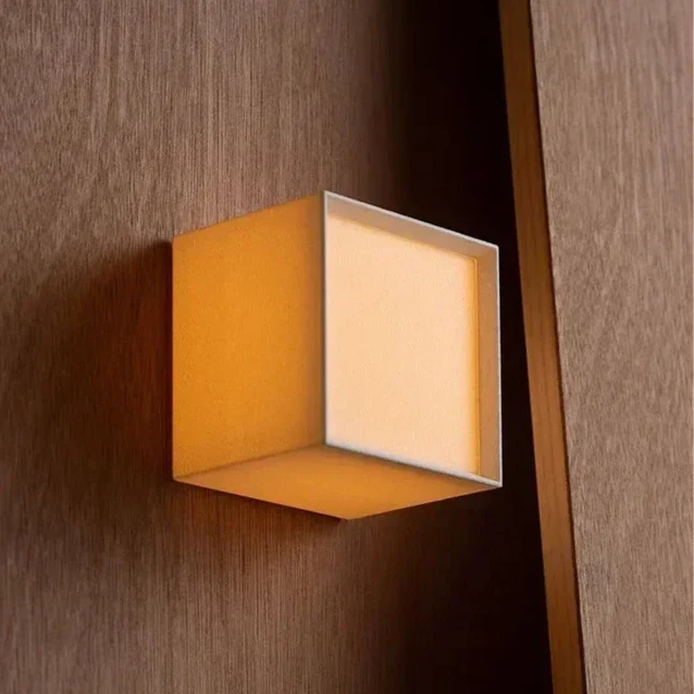 Holly Sconce