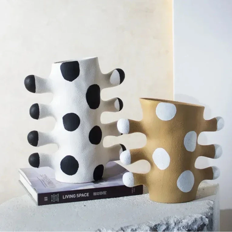 Decor that stands alone