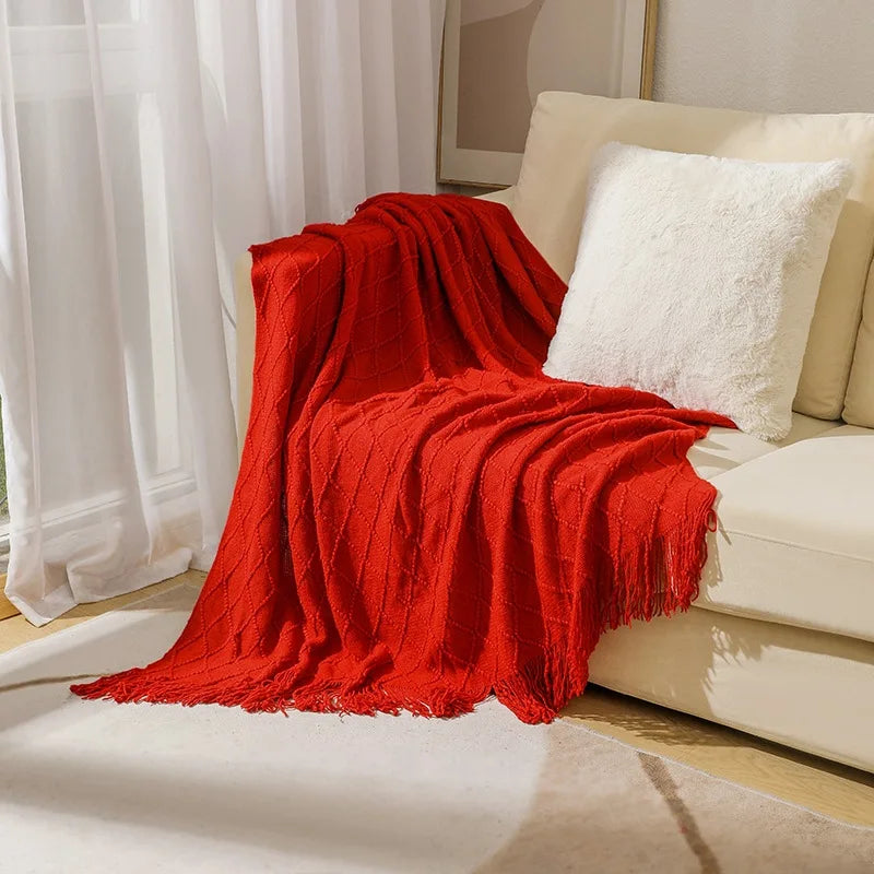 Knit Throw Blanket with Tassels, Chunky Farmhouse Throw for Couch and Bed, Soft Acrylic, 50x68 in