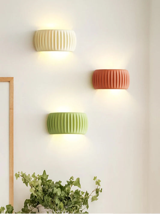 RidgeGlow — Decorative Ribbed Resin Wall Sconce