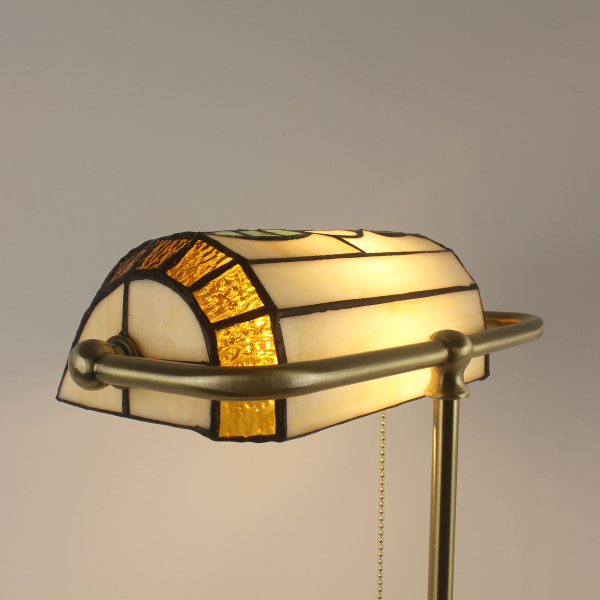 Cordless Tiffany-Style Banker Lamp with Grape Shade