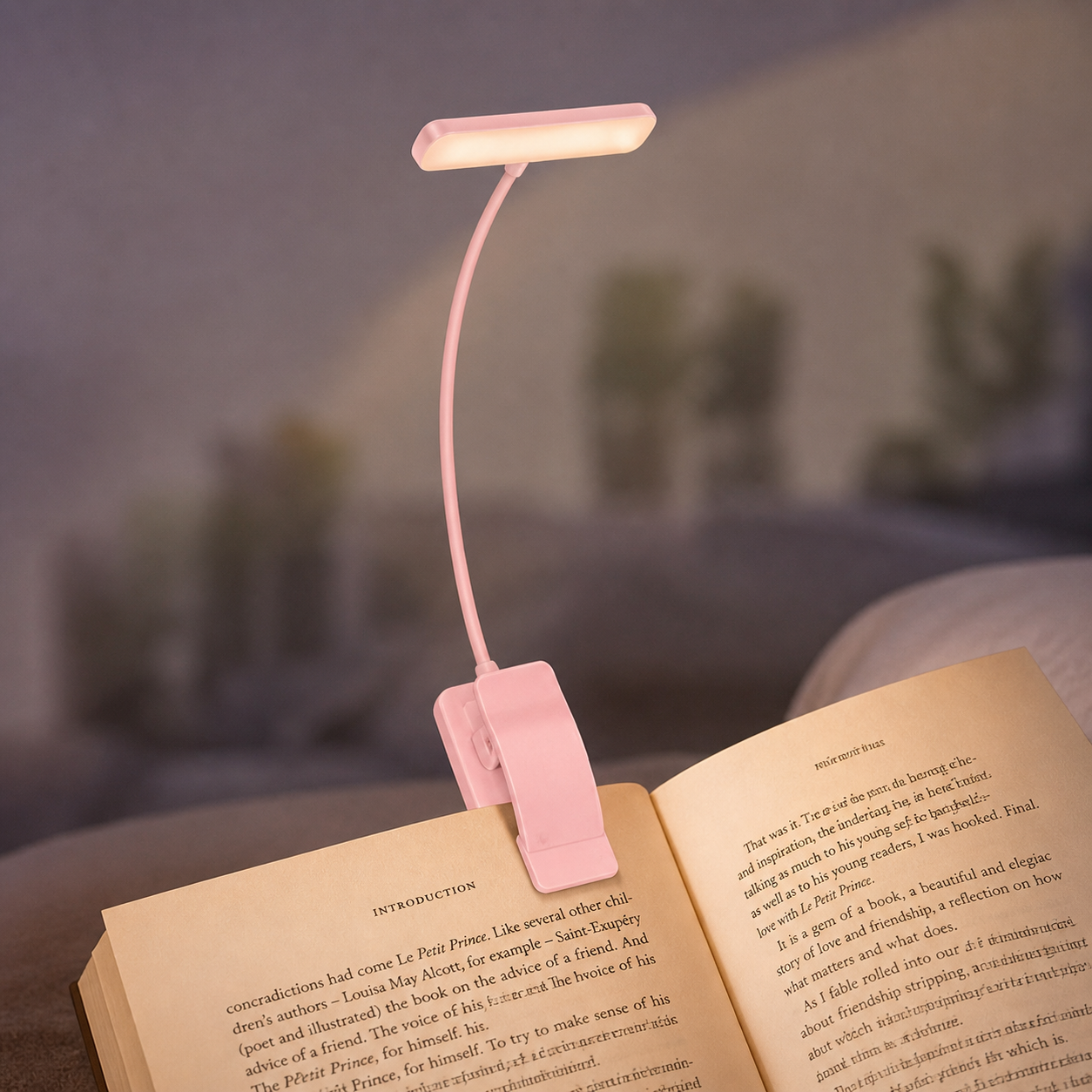 FlexGlow — Rechargeable Gooseneck LED Book Light