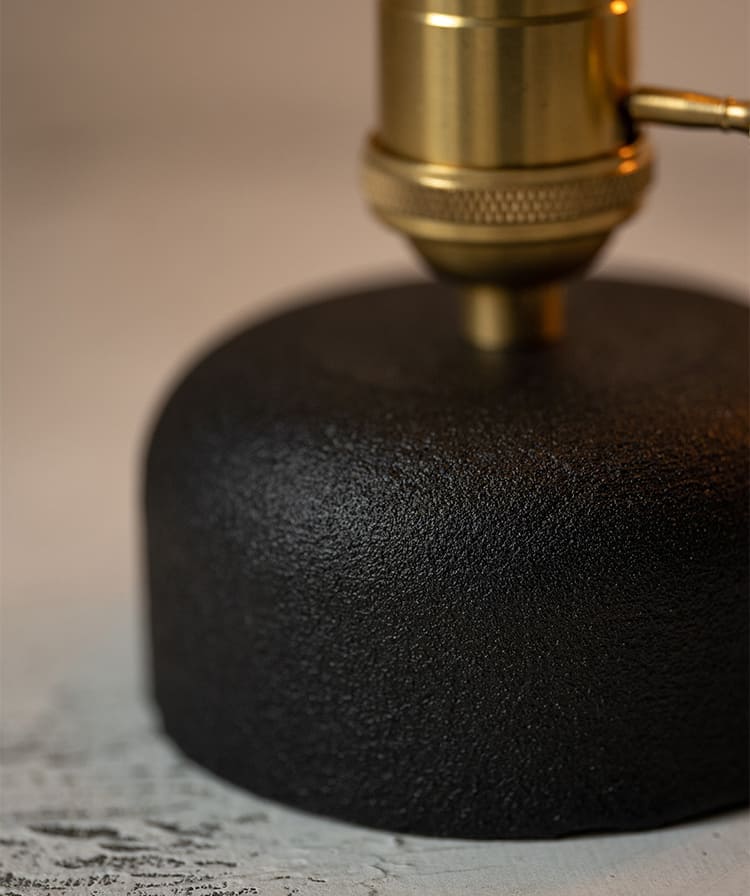 Industrial Cordless Cement Edison Table Lamp for Restaurant & Bar