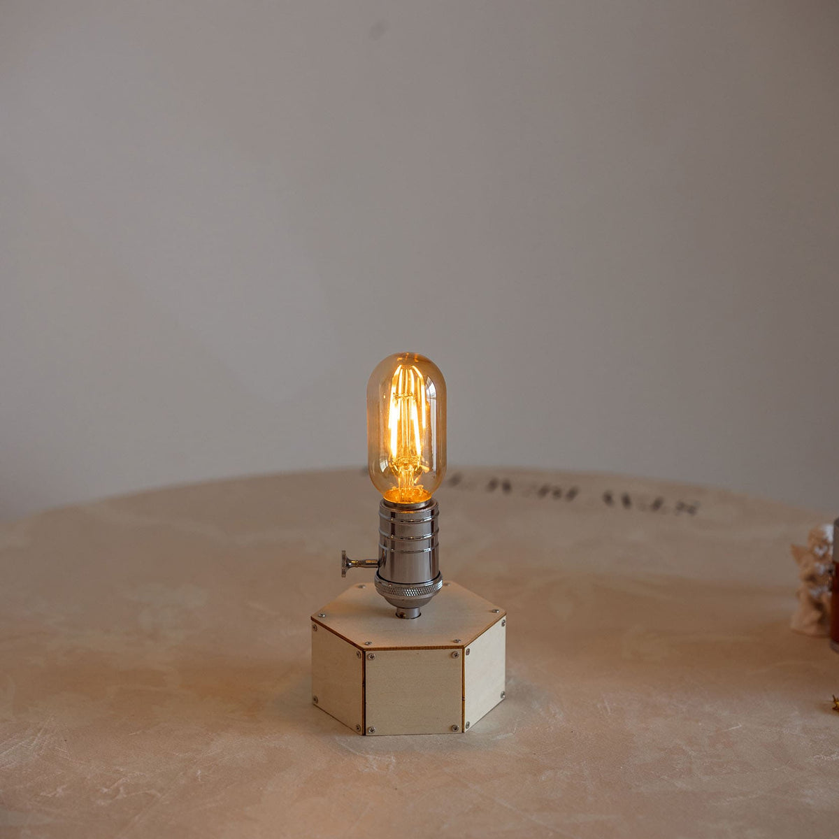 Industrial Cordless Hexagon Wood Edison Table Lamp for Bar & Restaurant