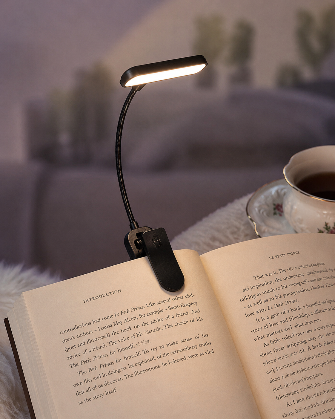 FlexGlow — Rechargeable Gooseneck LED Book Light