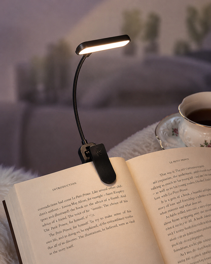 FlexGlow — Rechargeable Gooseneck LED Book Light