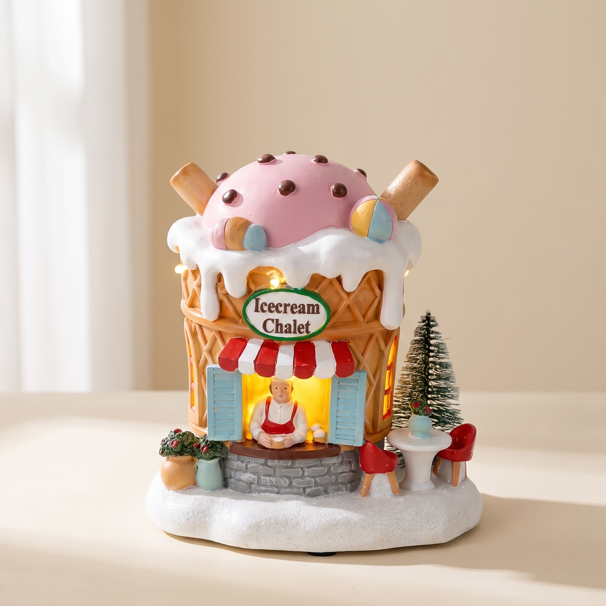 Gingerbread Ice Cream Chalet, Light-Up