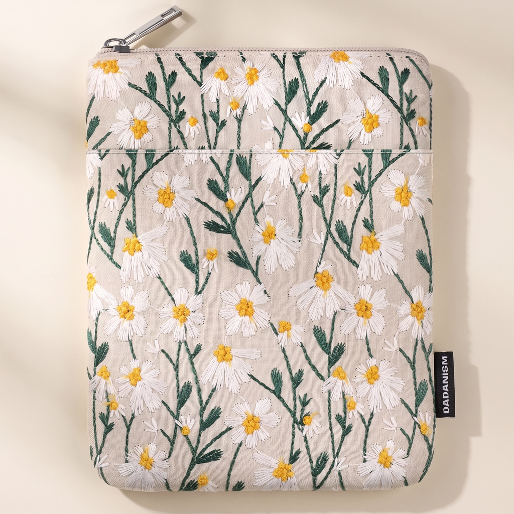 Embroidered E-Reader Sleeve — White Daisy