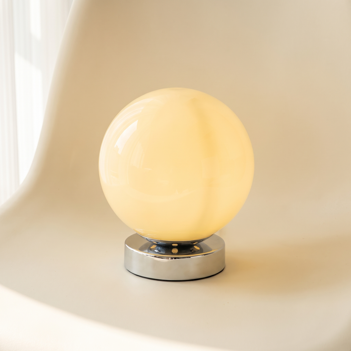Murano-Style Glass Lamp — Cream