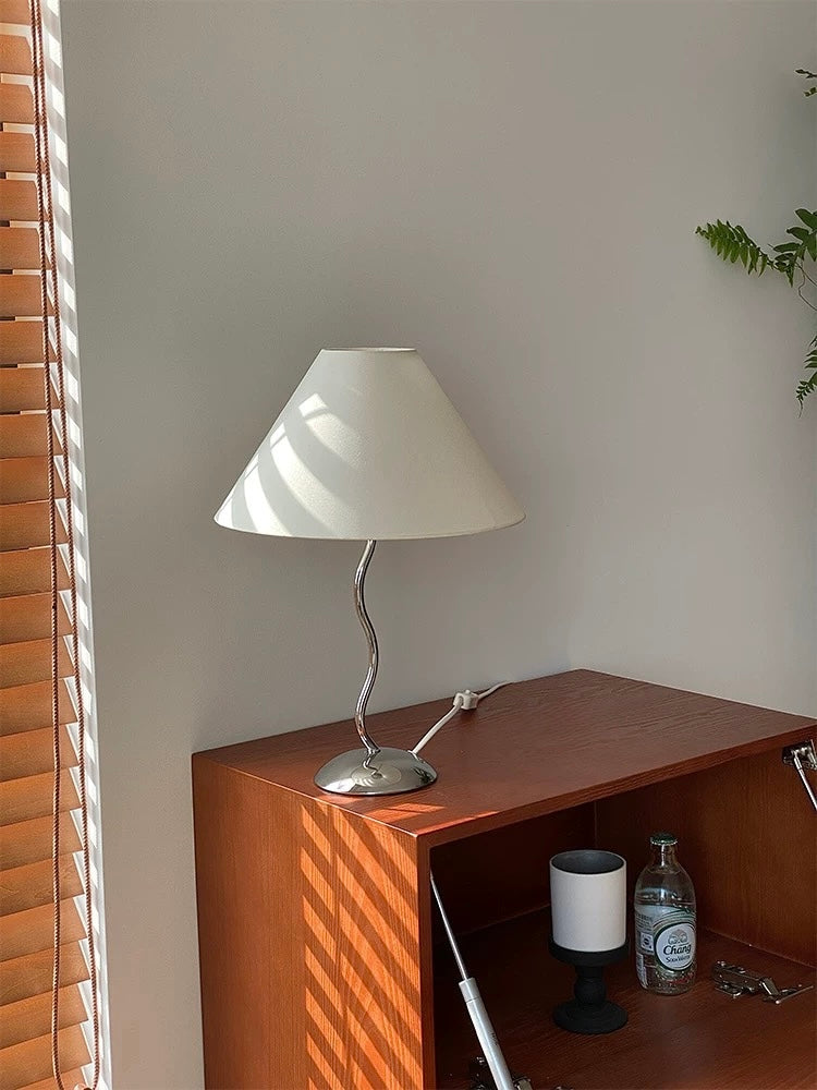 Curved Minimalist Table Lamp
