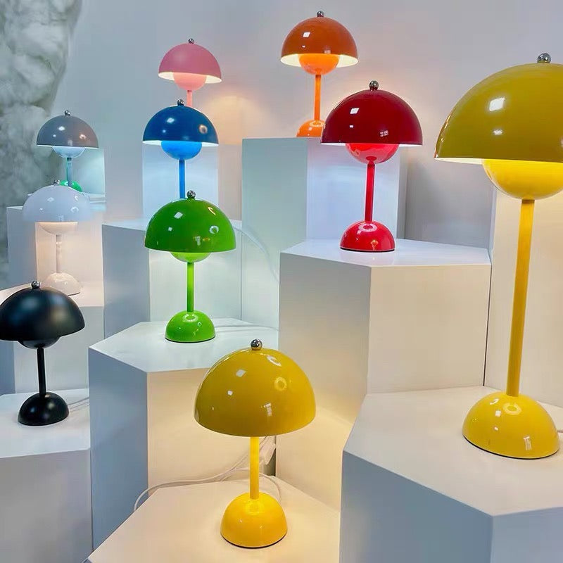Preppy Mushroom Table Lamp