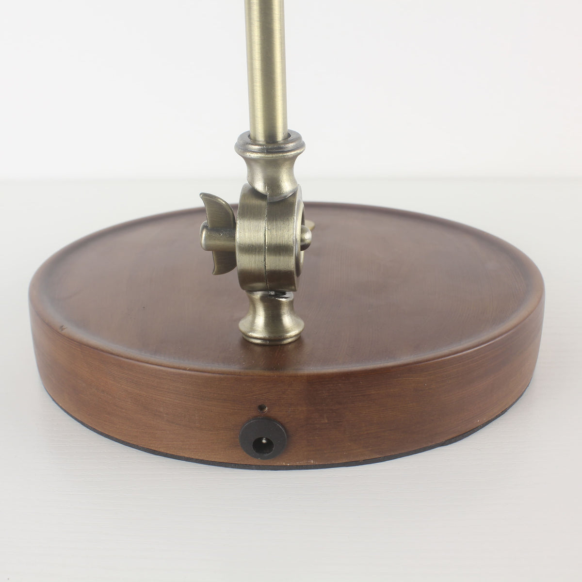 Cordless Tiffany-Style Banker Desk Lamp with Grape Stained Glass Shade