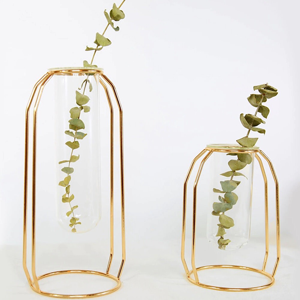Decor that stands alone
