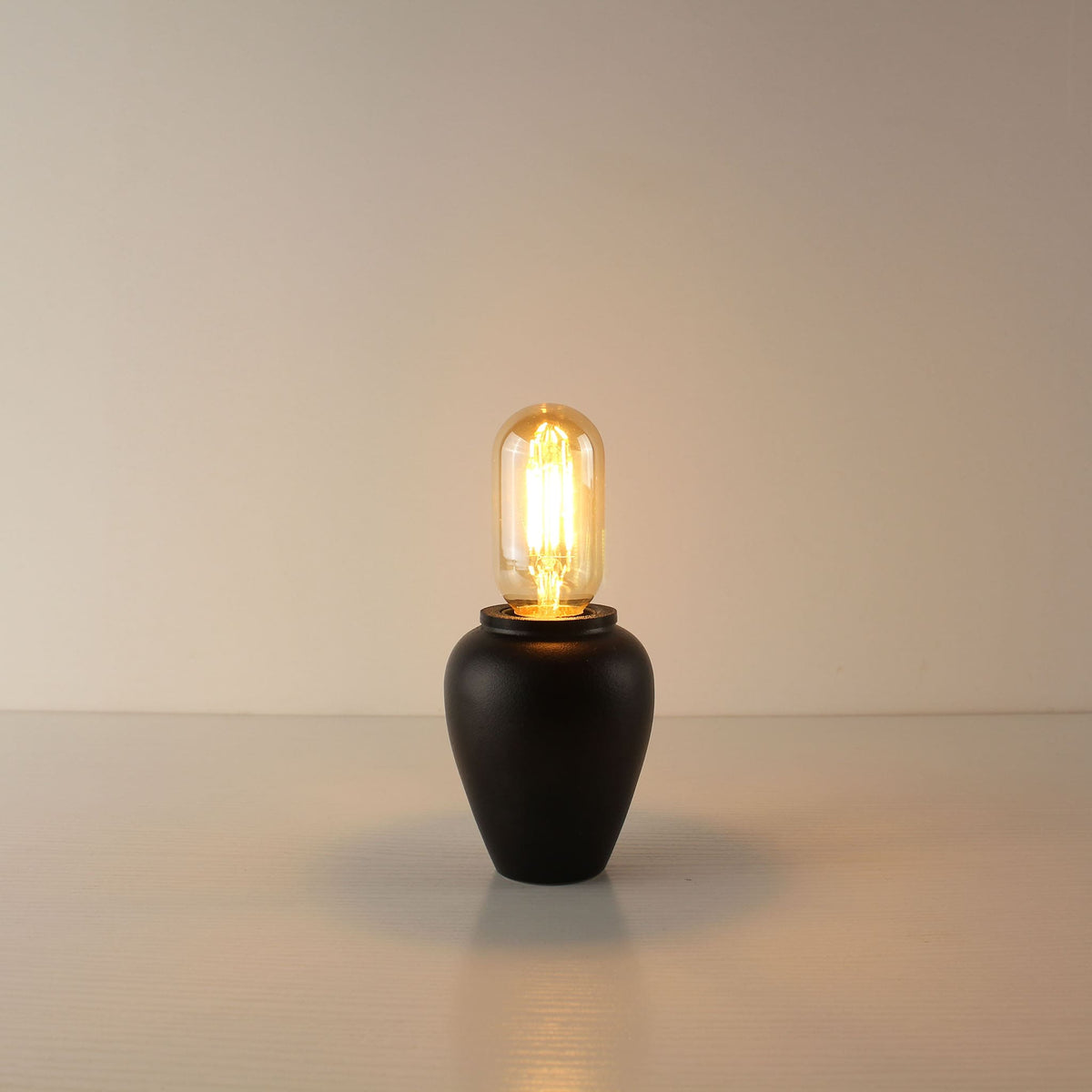 Wabi-Sabi & Zen Cordless Ceramic Edison Table Lamp for Bar & Bistro