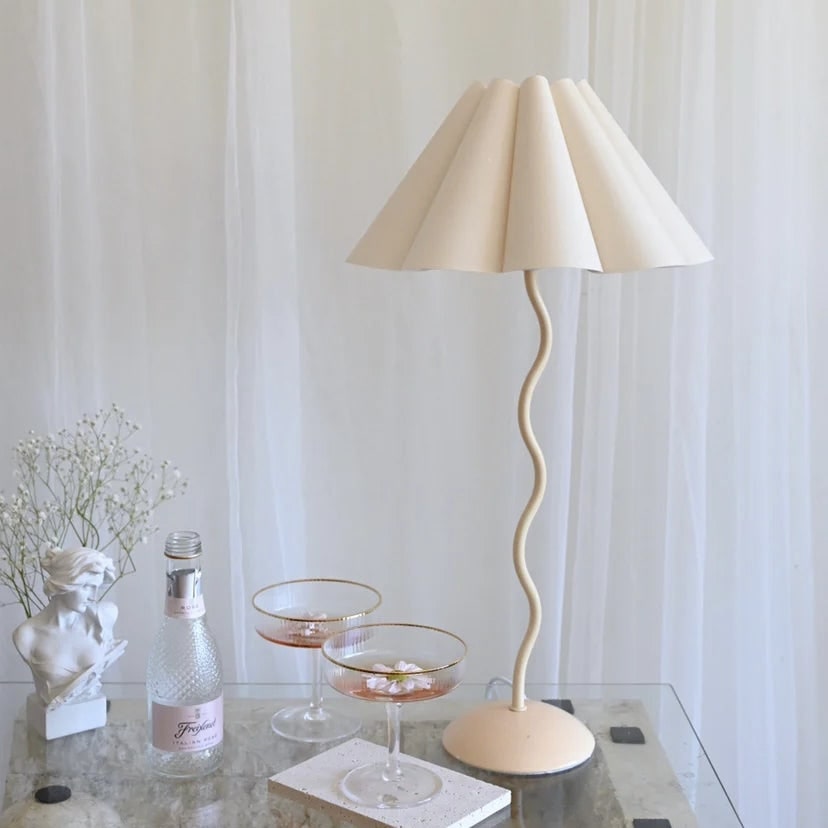 Tulip Squiggle Lamp